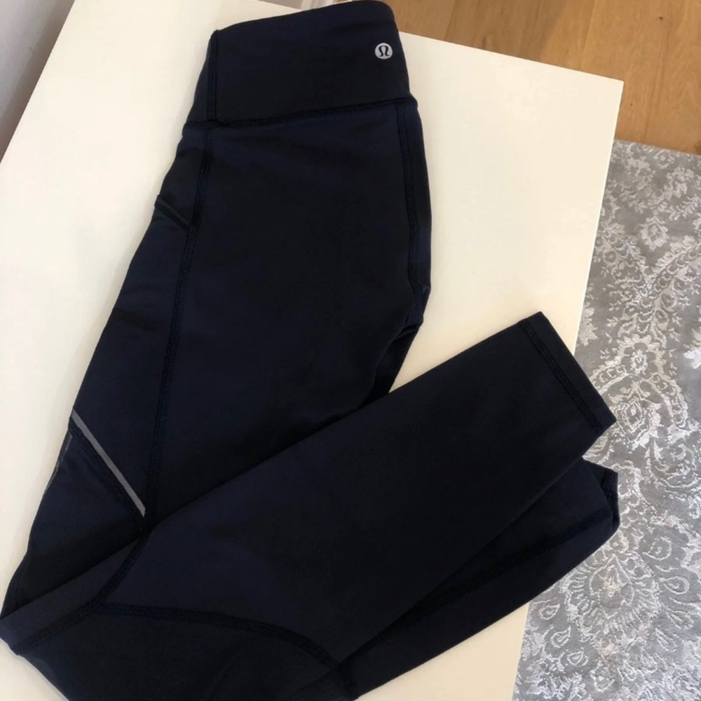 Lululemon navy blue leggings